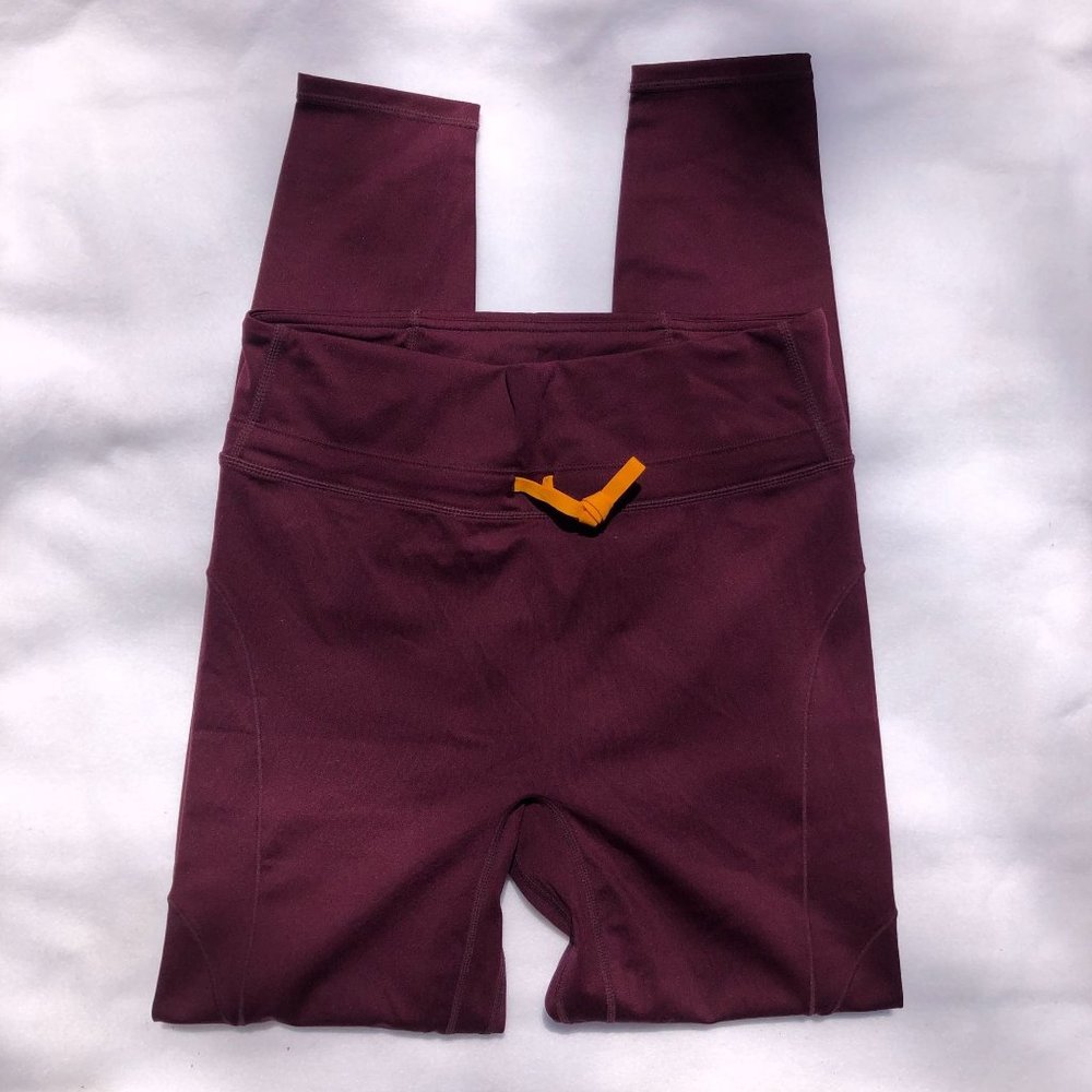 NEW Fabletics Womens XL 12-14 High Waisted Motion365 Paneled Legging Wine $85